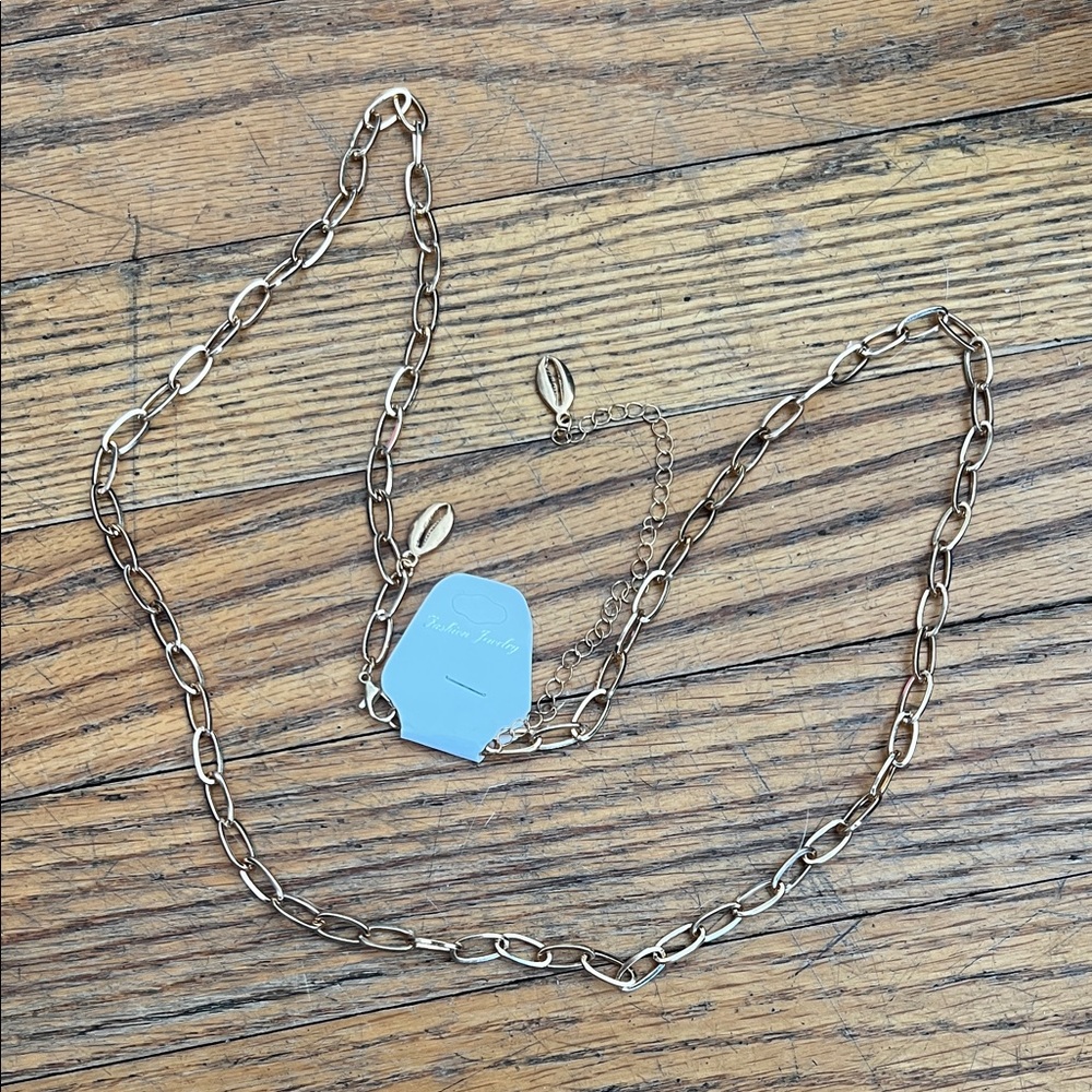 Elegant Gold Body Jewelery